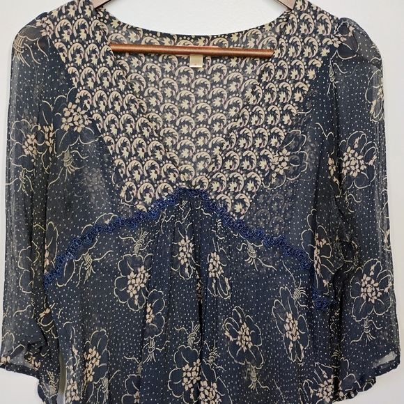 Lux Anthropologie Y2K Silk Sheer Top Flowy Floral Navy Blue Boho Size Medium - Picture 3 of 13